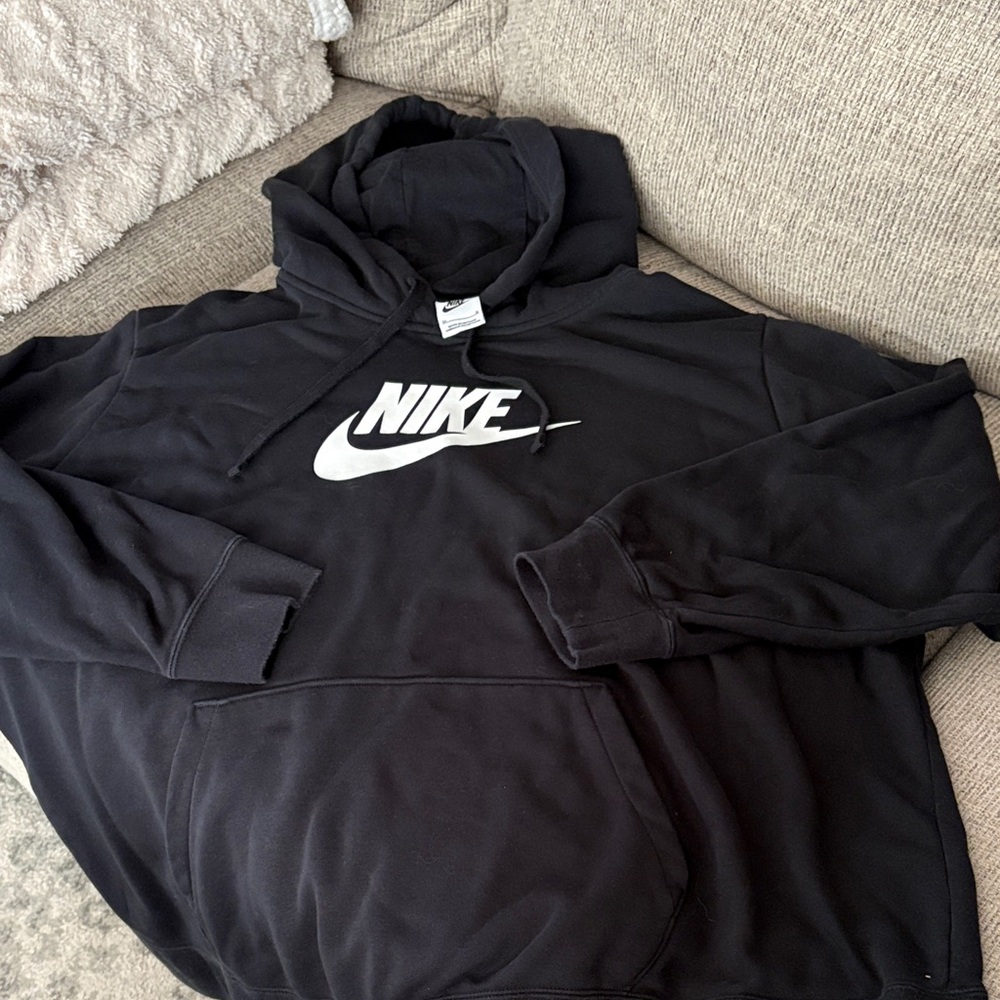 Nike Women's Black Hoodie Sweater